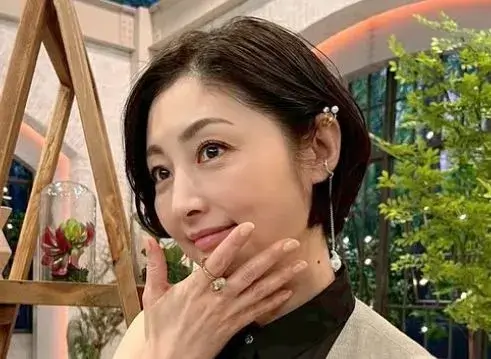 常盤貴子の再婚は本当？結婚歴と旦那・長塚圭史や子供の真相