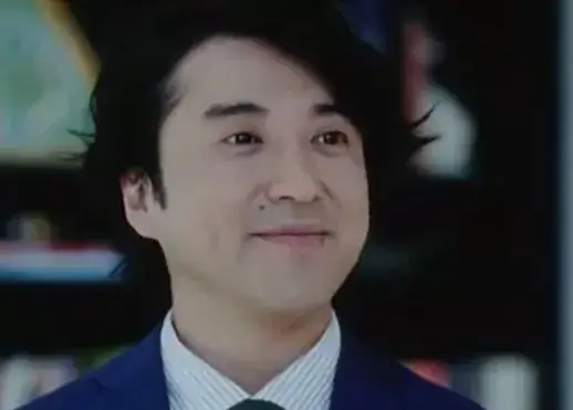 国籍について質問されるムロツヨシ