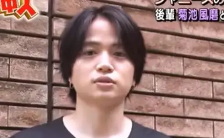 家族構成や家族写真について話す菊池風磨