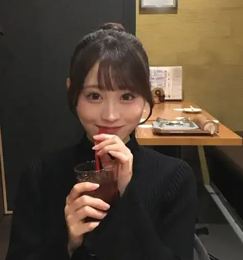 年齢や誕生日を聞かれる古園井寧々（こぞのいねね）