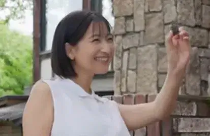 現在の榎原依那(稲田ひより)