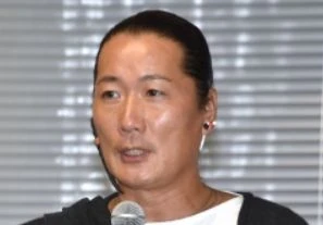 キャンドルジュンの年収は4000万円超え？高収入の理由と現在の仕事